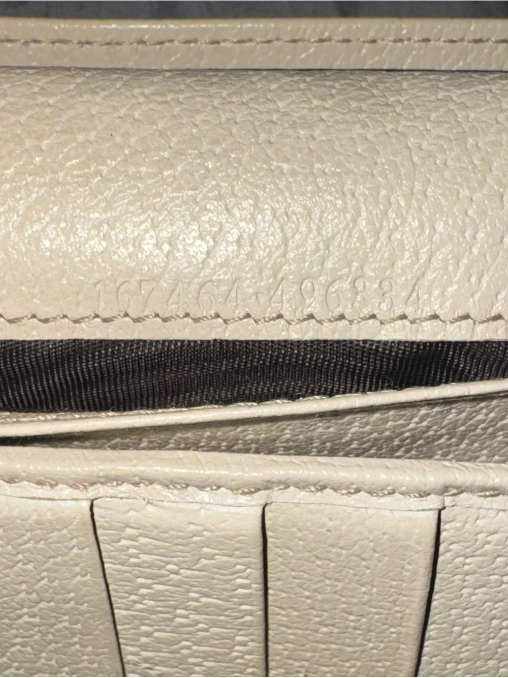 Gucci Beige GG Canvas Crossbody Bag with Green-Red Bow and Gold Chain - Picture 7 of 13